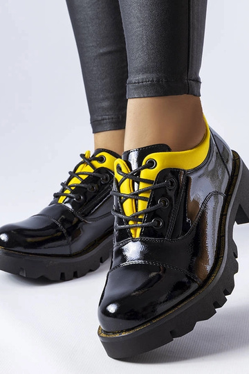 Mocassins vernis noir et...