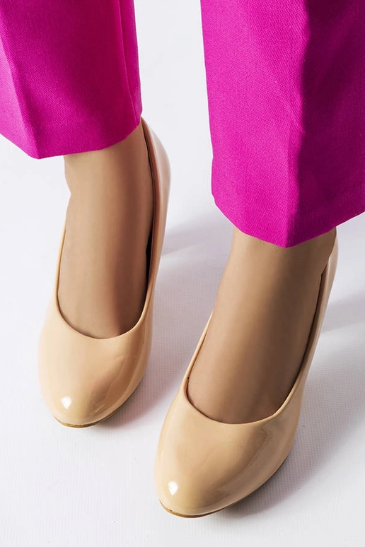 Burkett Beige Laklæder Pumps Burkett Beige Laklæder Pumps