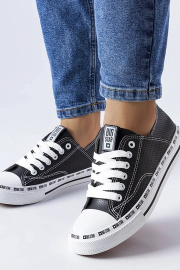 Schwarze durchbrochene...