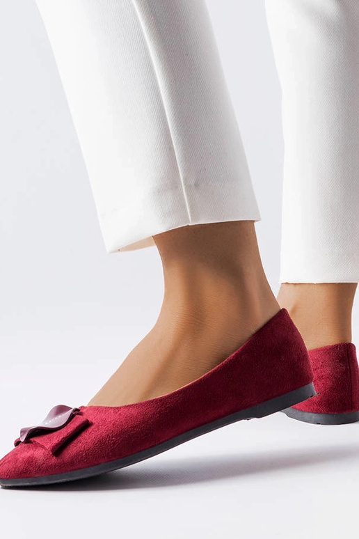 Burgunderrote Ballerinas mit...
