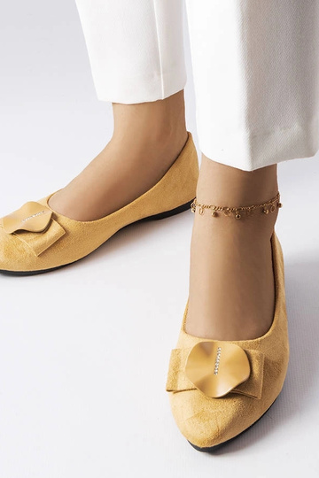 Beige Ballerinas verziert mit Rémy-Zirkonen 2