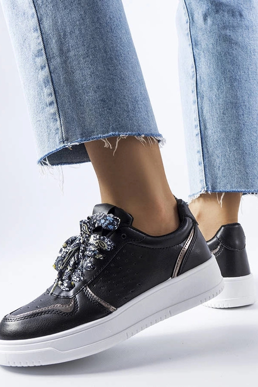 Schwarze Pryor Sneakers mit Schleife Schwarze Pryor Sneakers mit Schleife