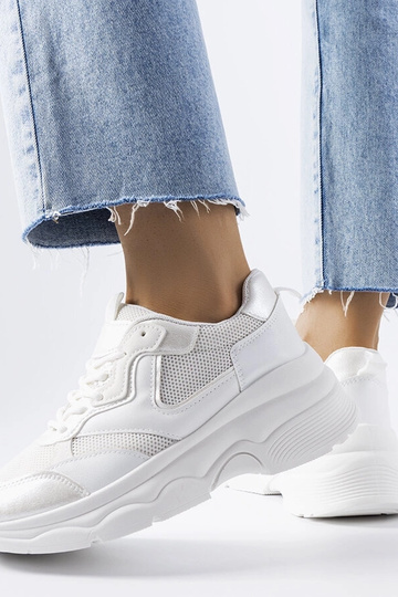 Witte dames sportschoenen... 2