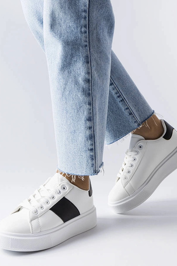 Weiße Sneakers mit... 2