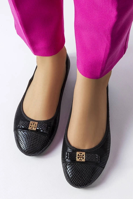 Ballerines élégantes noires avec nœud... Ballerines élégantes noires avec nœud...