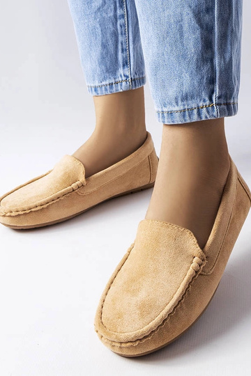 Beige loafers med læder...