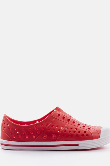 Chaussons de piscine rouges...