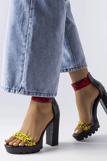 Gelbe Sandalen Knoxville...