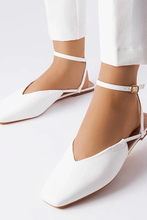 Sandales blanches à bout fermé Jéhovah