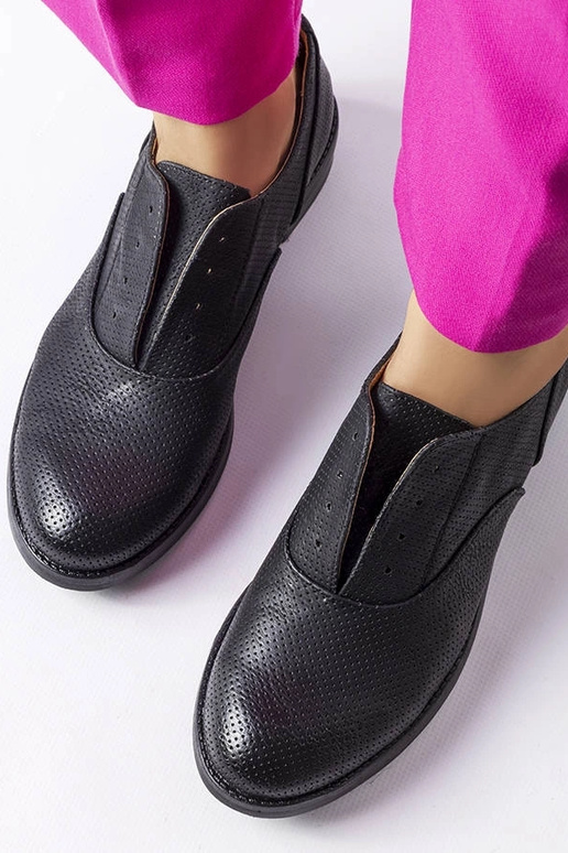 Chaussures Kairaouani noires perforées Chaussures Kairaouani noires perforées