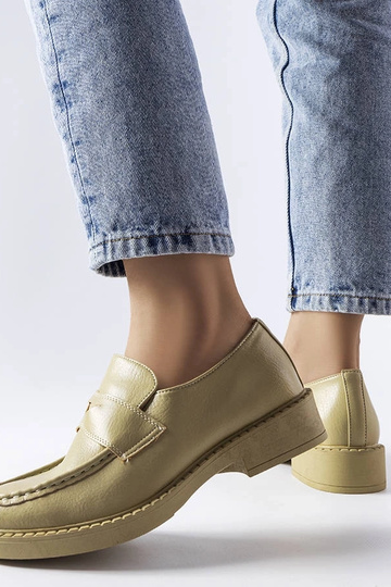 Mocassins élégants en cuir vert à semelle épaisse Élodie 2