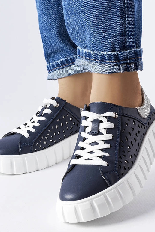 Dunkelblaue Sportschuhe mit...