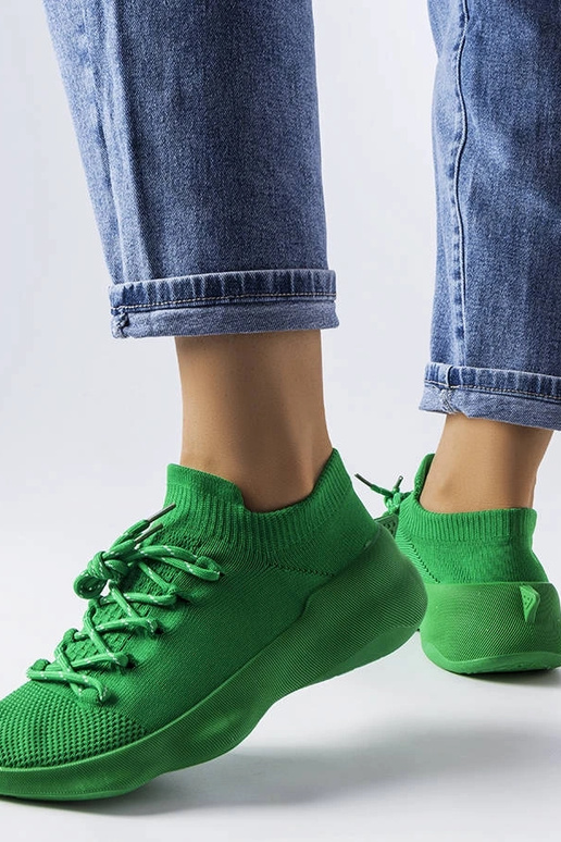 Côté-Sneakers aus grünem Stoff Côté-Sneakers aus grünem Stoff