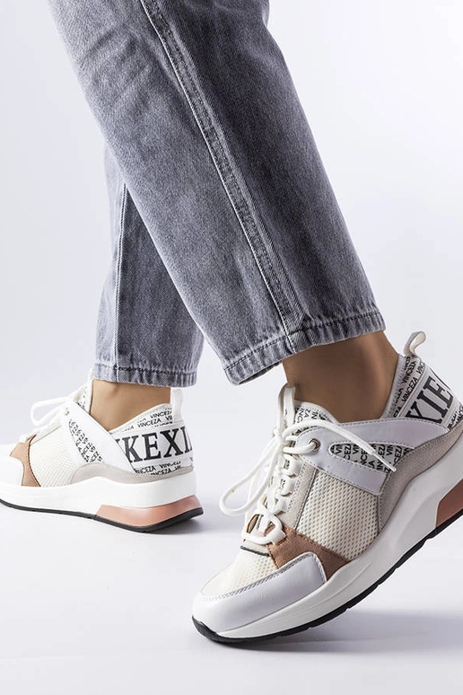 Vinceza hvide og lyserøde sneakers Vinceza hvide og lyserøde sneakers