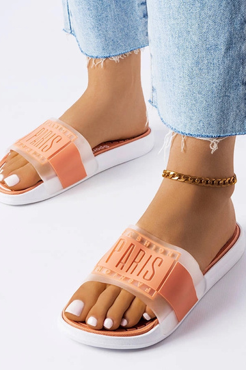 Chaussons en caoutchouc...