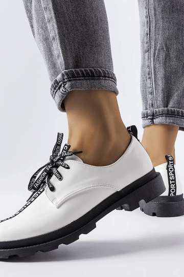 Weiße Stiefeletten mit kontrastierender Sohle Hanifan 2