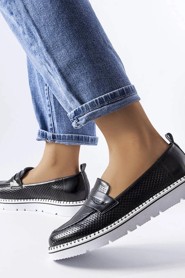 Bottines perforées... 2