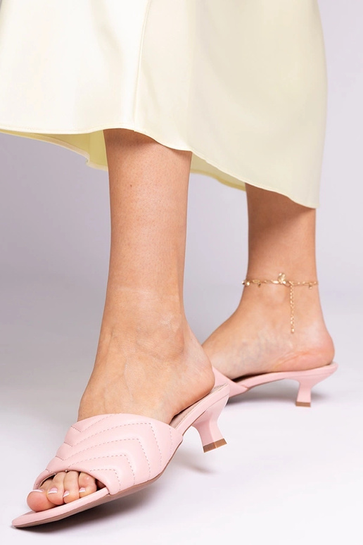 Roze slippers op lage hak, „Launay"