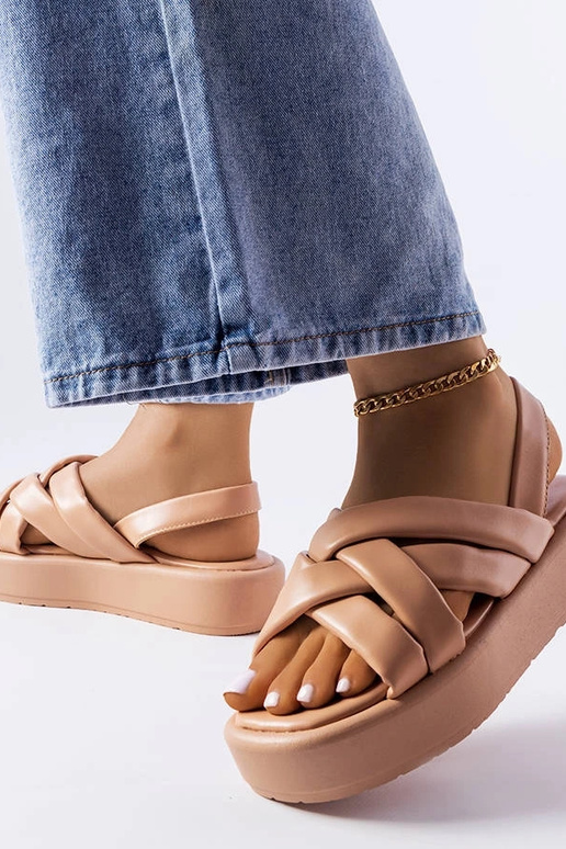 Hellbraune Plateausandalen mit...