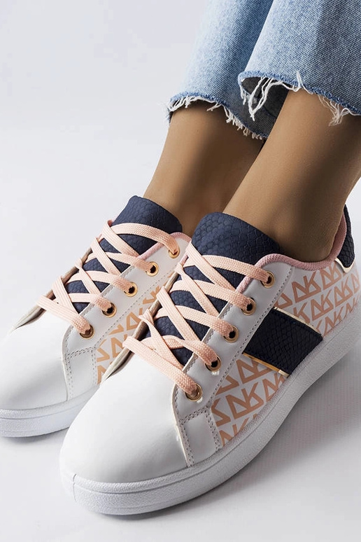 Weiße Sneakers mit bunten Einsätzen... Weiße Sneakers mit bunten Einsätzen...