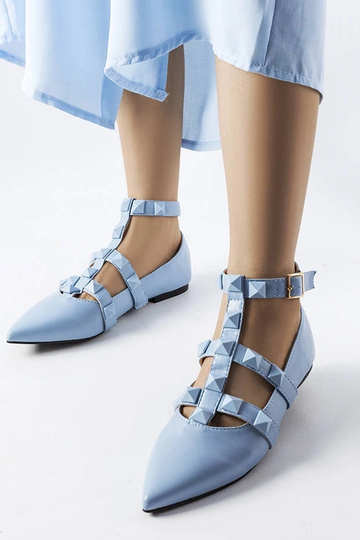 Blaue Ballerinas mit spektakulärem Blur-Verschluss