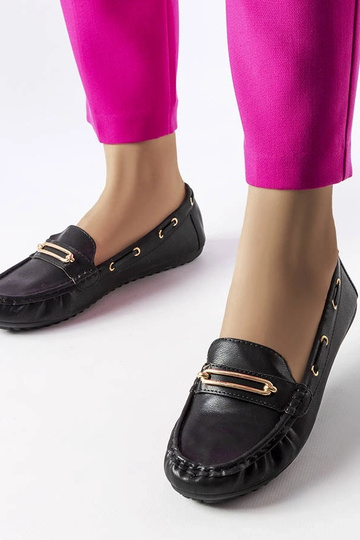 Schwarze Loafer mit Seattle-Applikation verziert