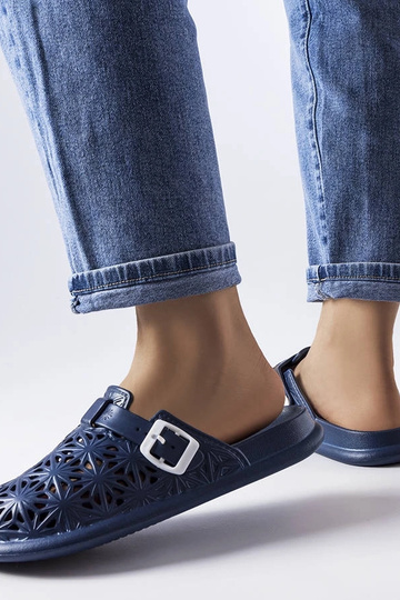 Marineblå gennembrudt Peverell flip-flops af gummi