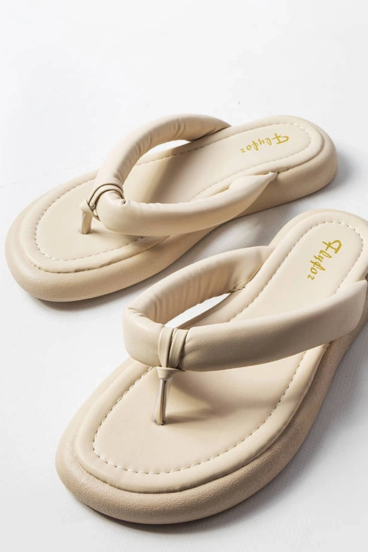 Beige, klobige Flip-Flops von Smithfield Beige, klobige Flip-Flops von Smithfield