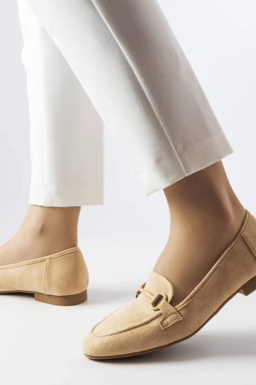 Mocassins femme en daim beige avec boucle Hinkle 2