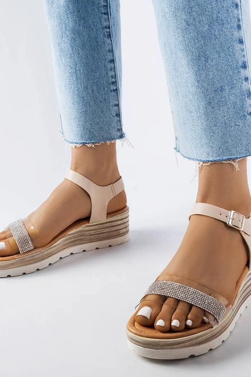 Beige Keilsandalen von Bussière