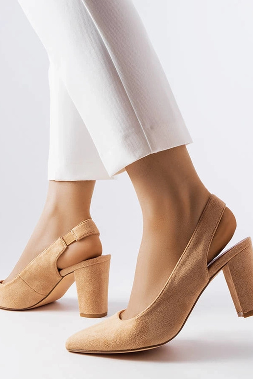 Beige pumps med blokhæl Tolna Beige pumps med blokhæl Tolna