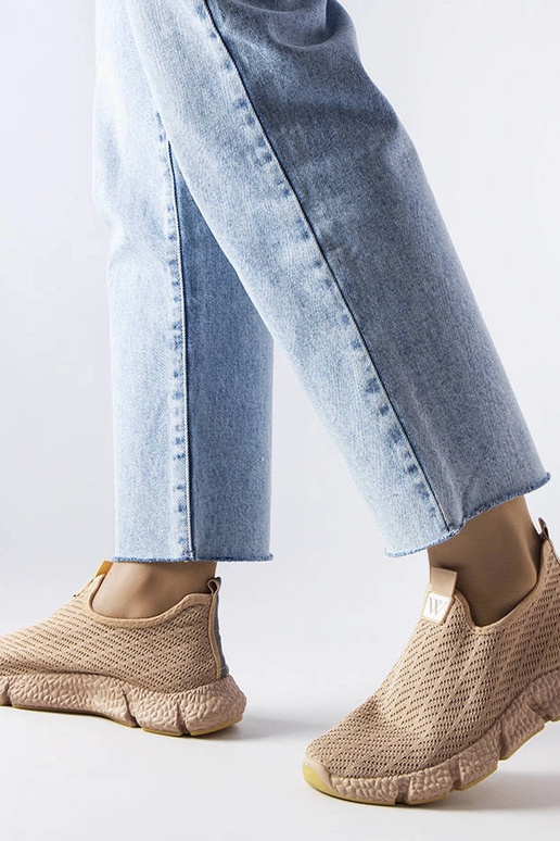 Yellville beige slip-on sneakers