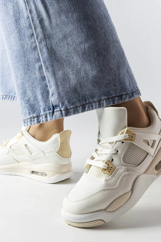 Beige sneakers lavet af kombinerede... Beige sneakers lavet af kombinerede...