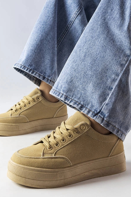 Sandfarbene Sneakers auf Plattform,...