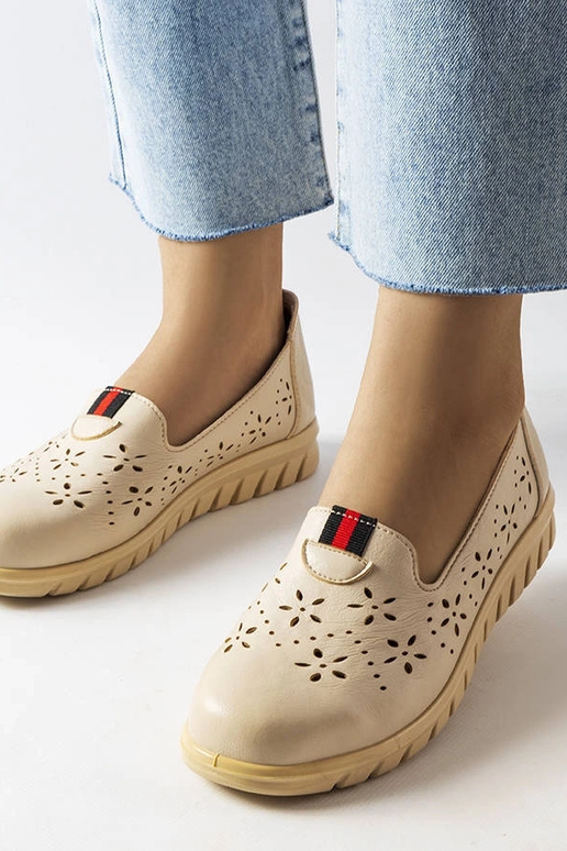 Mocassins beiges légers de Joli Mocassins beiges légers de Joli