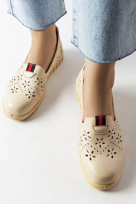 Beige lette loafers fra Joli Beige lette loafers fra Joli