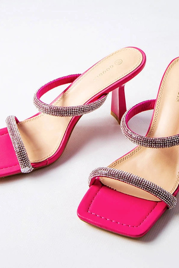 Mules à talons hauts roses... 2