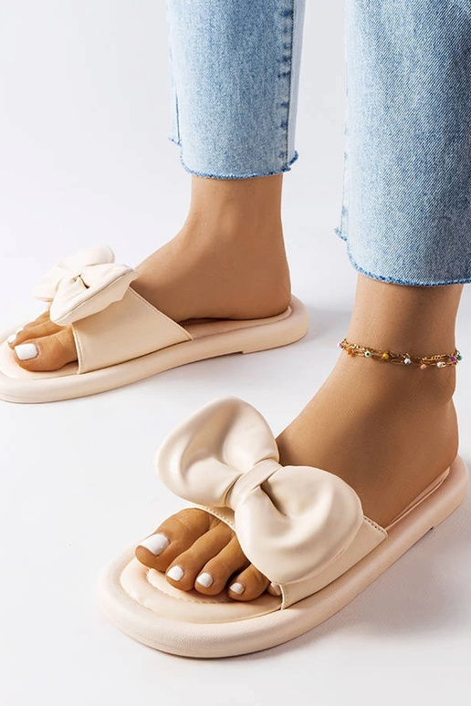 Beige flip-flops med sløjfe Lende