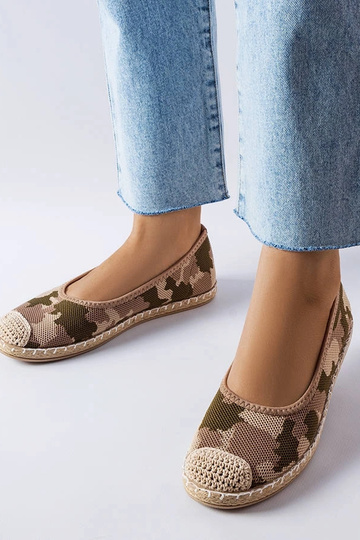 Espadrilles à enfiler...