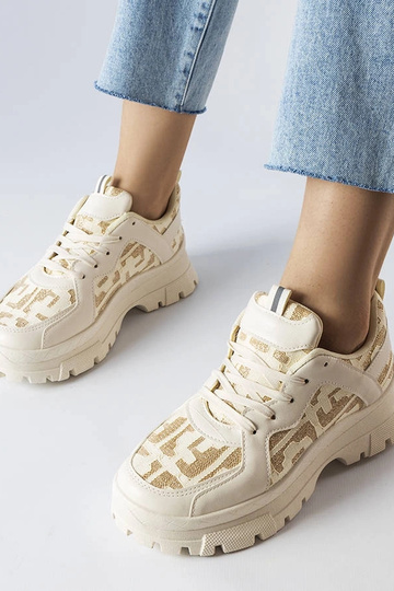 Beige klobige Sneakers...
