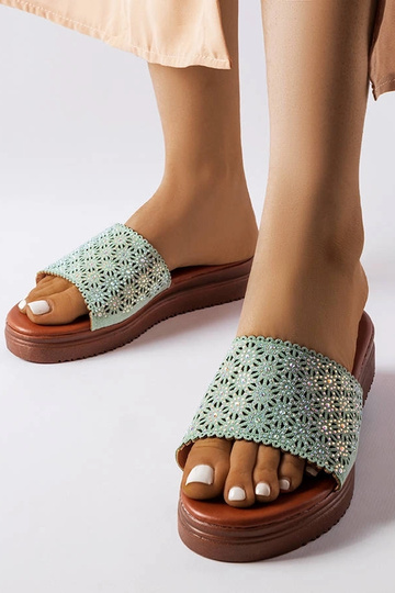 Tongs vertes ajourées avec zircons Irvine