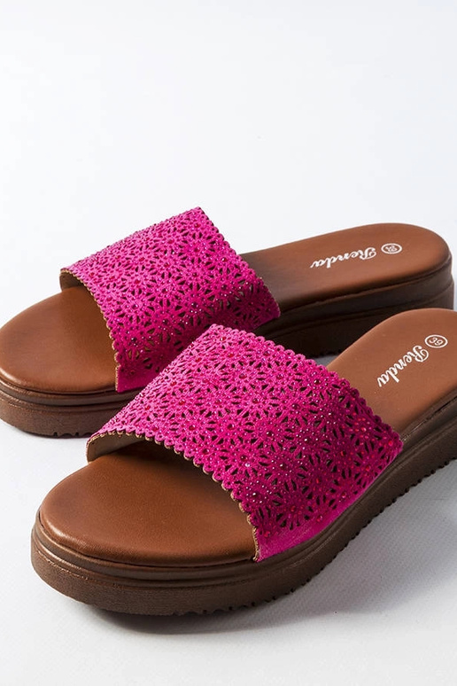 Mules ajourées rose foncé avec...