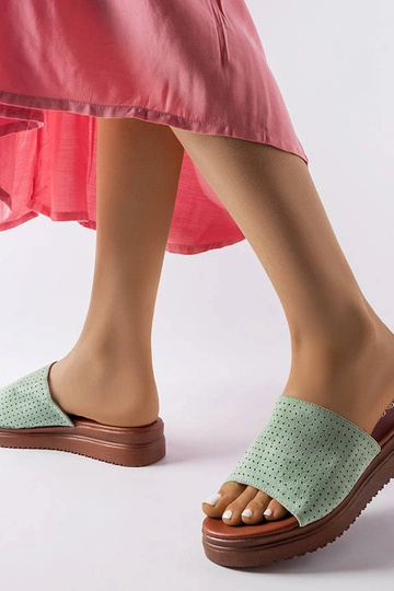 Grønne flip-flops med gennembrudt overdel Idabel 2