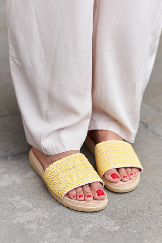 Capovalle – Geflochtene Flip-Flops in... Capovalle – Geflochtene Flip-Flops in...