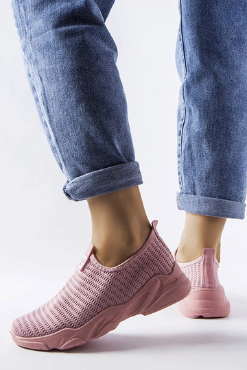 Chaussures de sport roses... 2