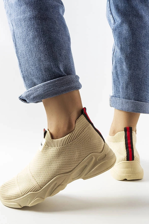 Beige slip-on sportssko til kvinder...