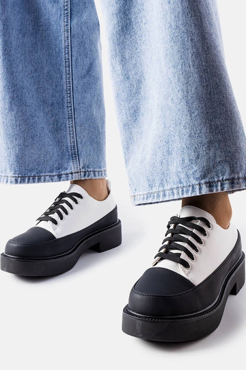 Chaussures plates blanches Merico 2