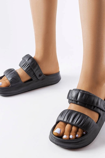 Tongs Griffin en mousse noire