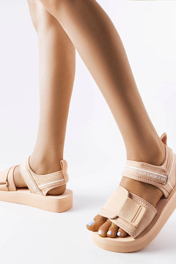 Sandales en mousse beige... 2