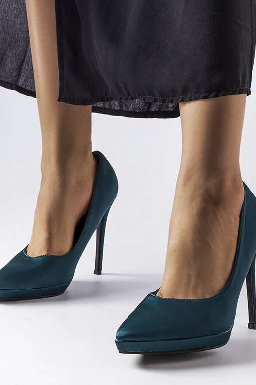 Silje dunkelgrüne Satin-Pumps